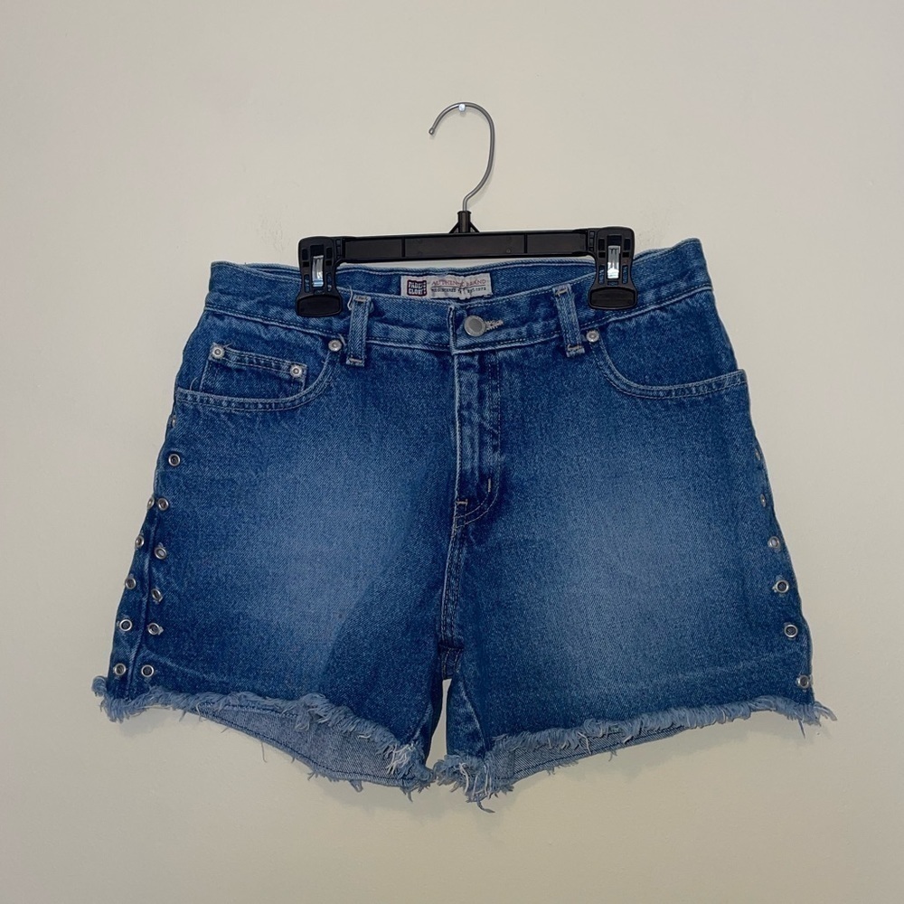 Vintage Stud High Waist Denim Jean Shorts Size 28